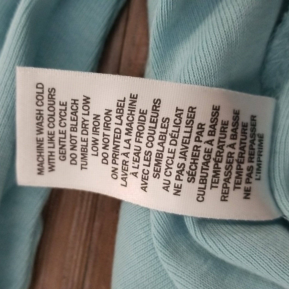 (XL) Northern Reflections Pastel Minimalist Modest Classic Fit T-Shirt Casual - Picture 7 of 9